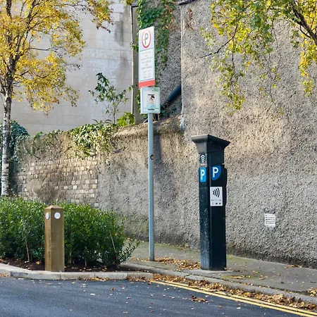 Centre D1 - 2 Bedroom Spacious Modern Duplex House Dublin