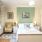 Centre D1 - 2 Bedroom Spacious Modern Duplex House