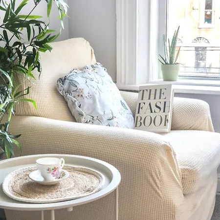 Centre D1 - 2 Bedroom Spacious Modern Duplex House دبلن