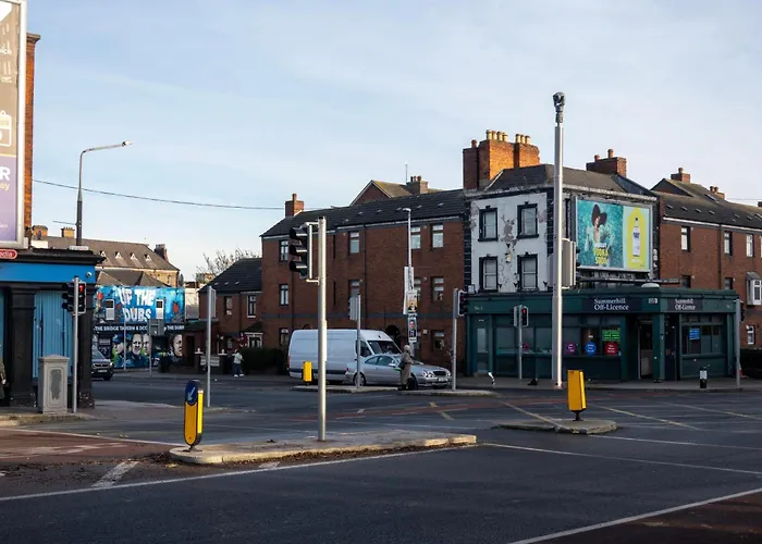 Centre D1 - 2 Bedroom Spacious Modern Duplex House